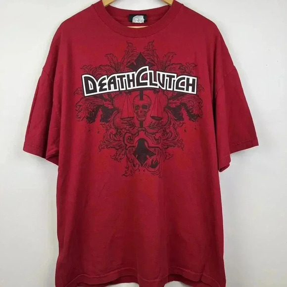 Vintage Deathclutch Graphic Tee - Bold Red Design - Picture 1 of 8
